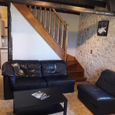 Дом отдыха Perigourdin Avec Wifi, Jardin, Barbecue, Proche Sites Historiques Et Randonnees - Fr-1-616-71 *