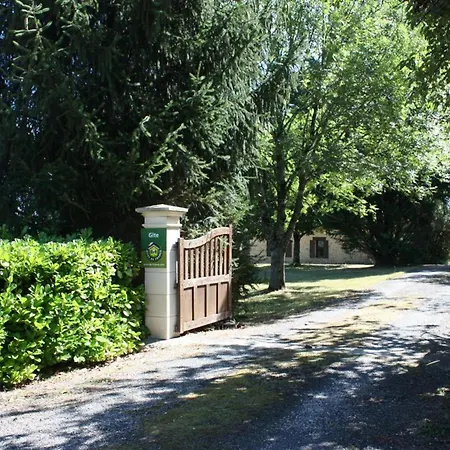Дом отдыха Perigourdin Avec Wifi, Jardin, Barbecue, Proche Sites Historiques Et Randonnees - Fr-1-616-71